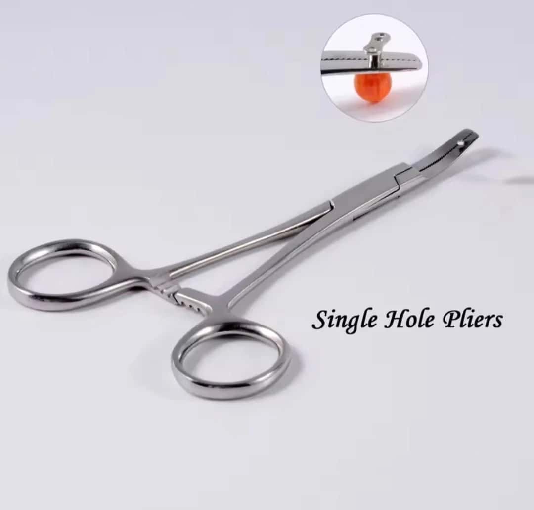 Single hole pliers
