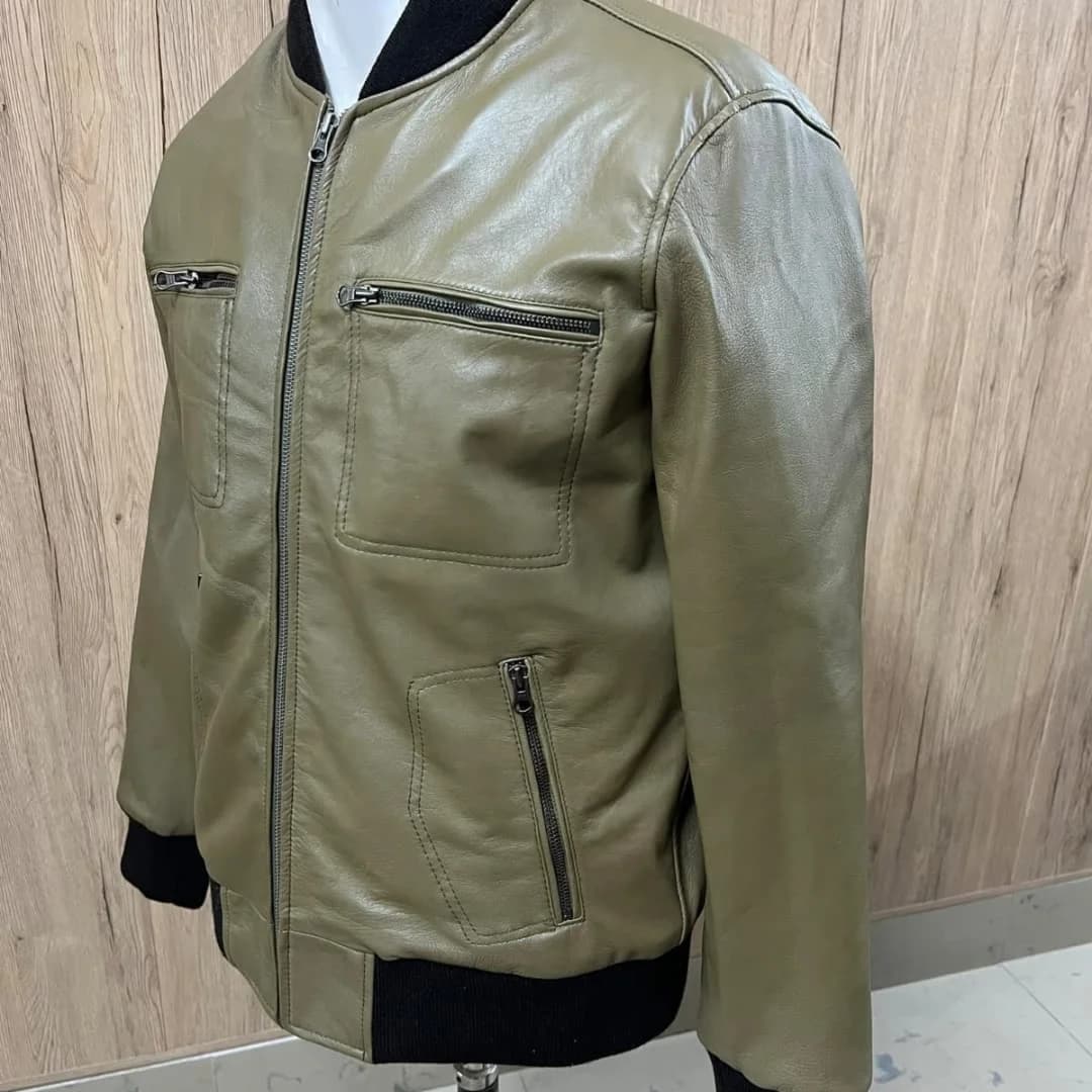 Bomber jacket