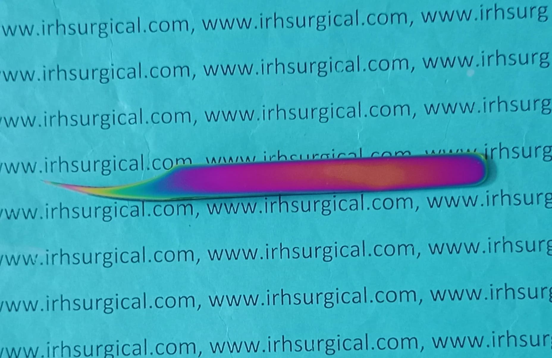 Curved tweezers