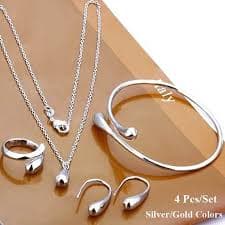 4-Piece Pearl and Crystal Jewellery Set – Necklace, Earrings, Bracelet and Ring in Gold and Silver