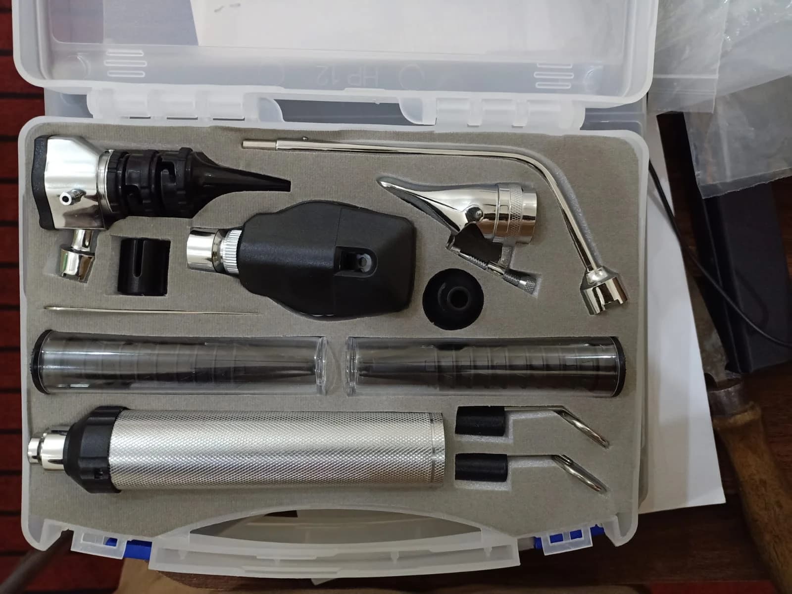 ENT diagnostic instrument set