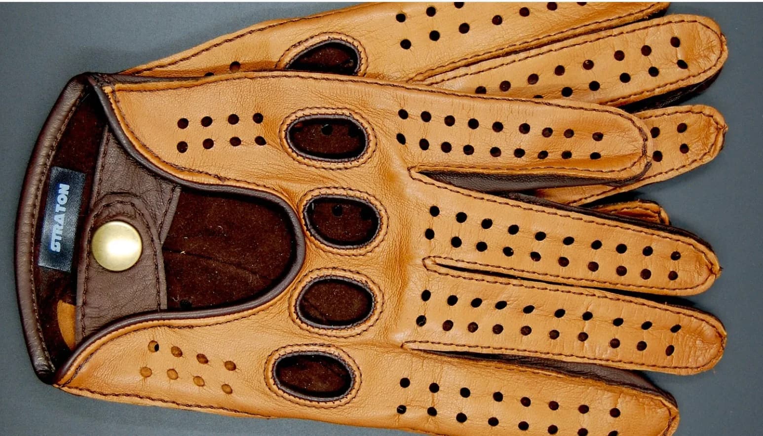 Leather driving glove