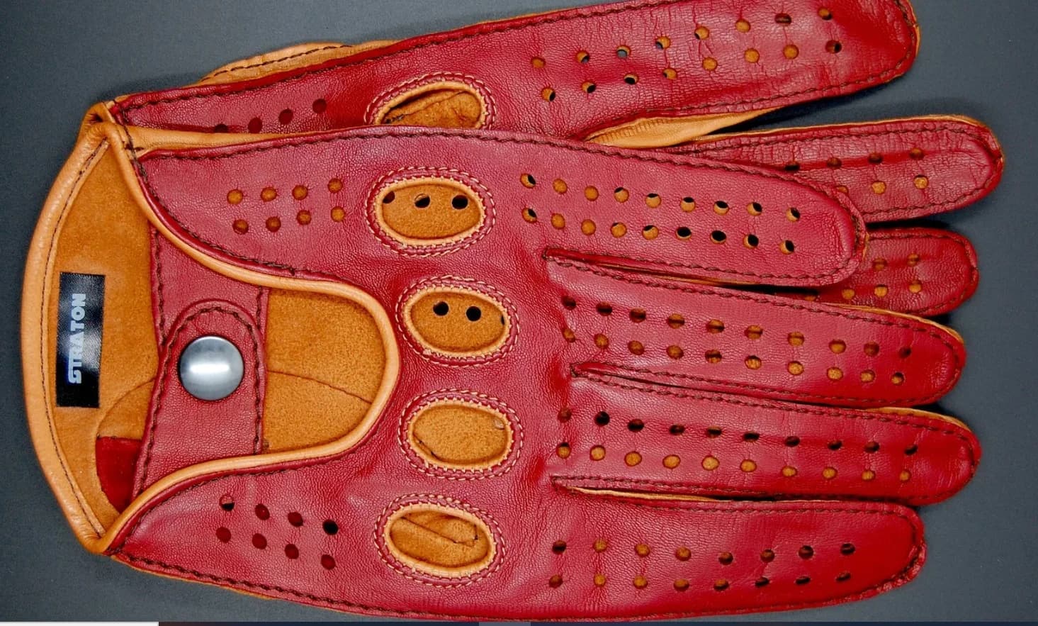 Leather driving glove