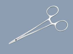 Mayo Hegar Needle Holder – Straight Serrated Jaws, Ratchet Lock & Ring Handles