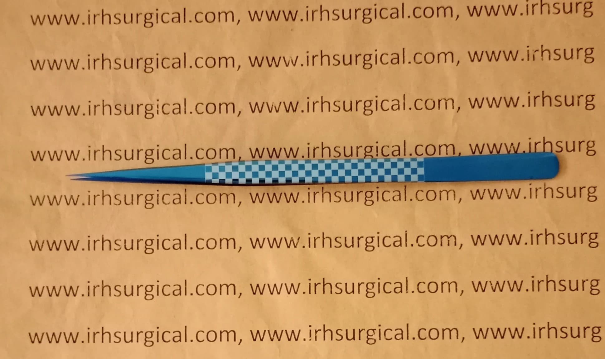 Pointed tweezers