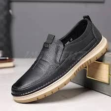 Men's Leather Casual Shoes with Woven Texture and Perforated Upper – Slip-On and Lace-Up Styles in Brown, Black, and Tan