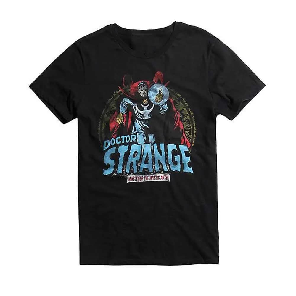 T-shirt with Doctor Strange graphic
