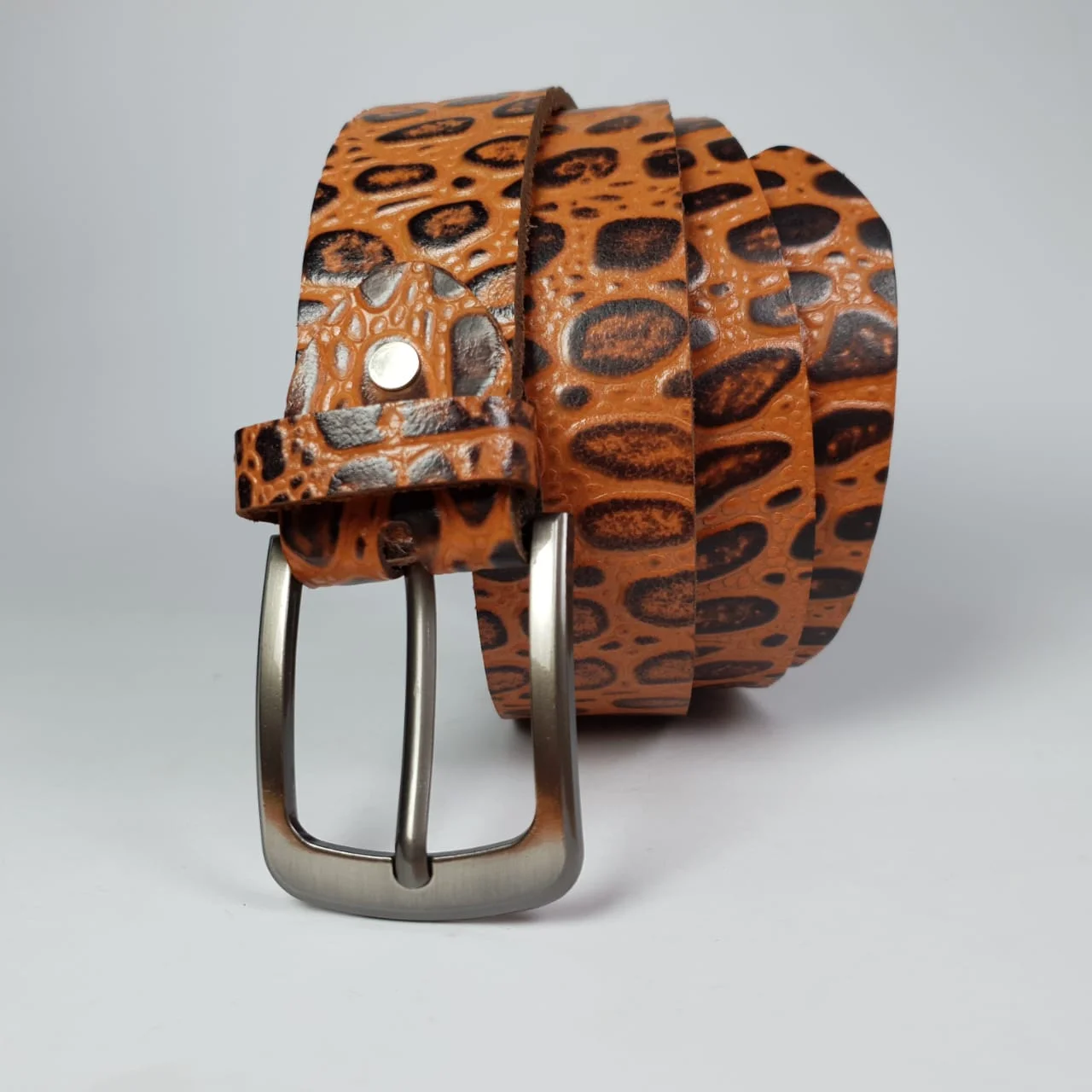 Cow Leather Belts with Multiple Design Options - image 1