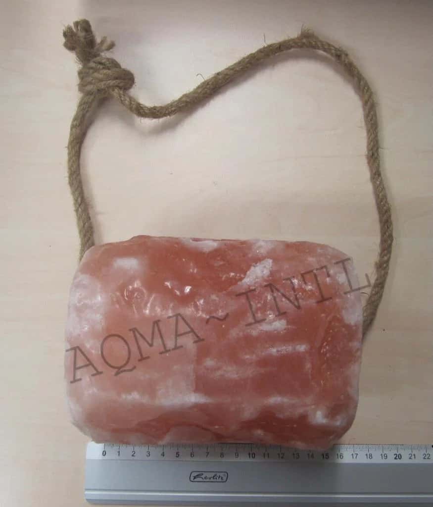 Animal lick block