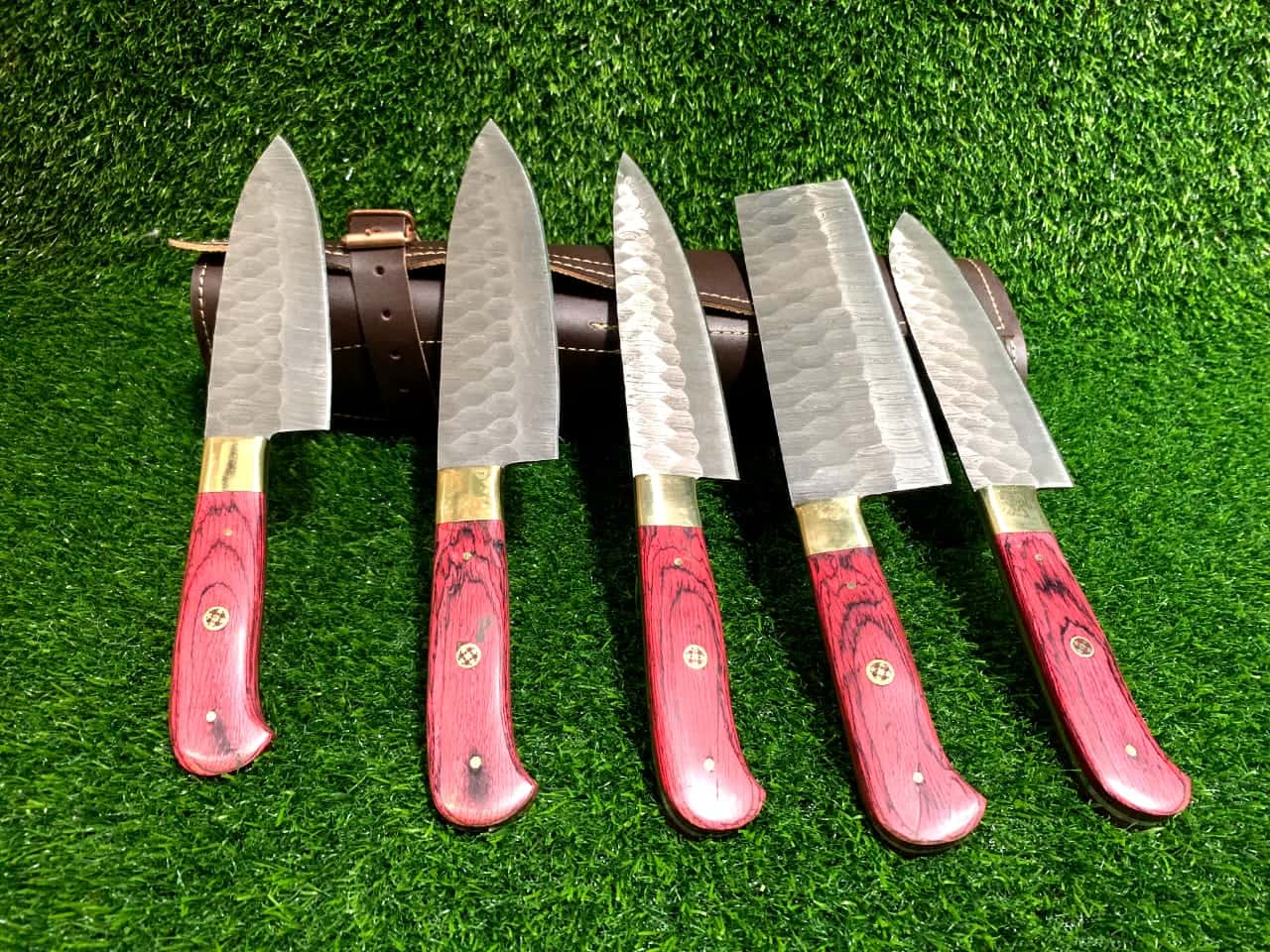 handmade-damascus-steel-chef-knife-set-with-wood-handle-1-266