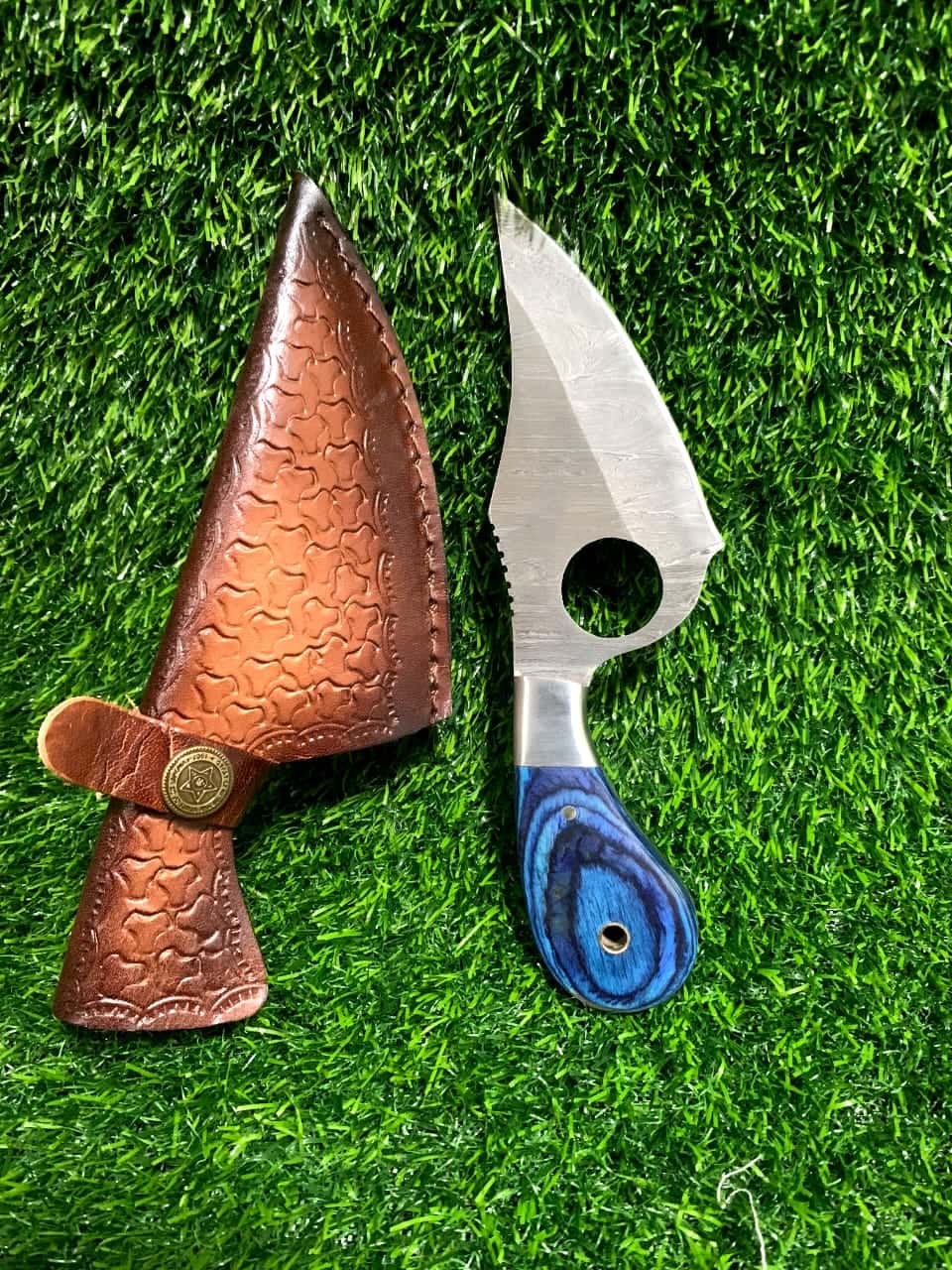 handmade-damascus-steel-hunting-skinner-knife-with-wood-handle-1-308