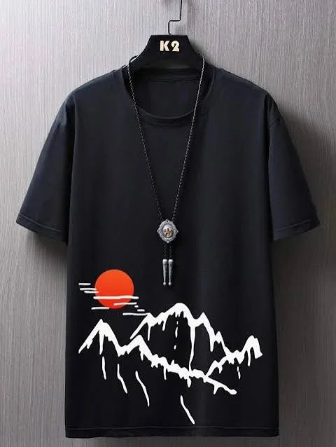 T-shirt with mountain graphic